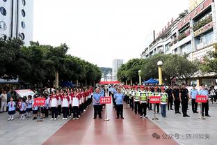 理查利森数据：两脚射门，两次错失绝佳机会